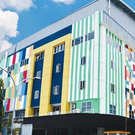D'Carol Hotel Surabaya Luaran gambar