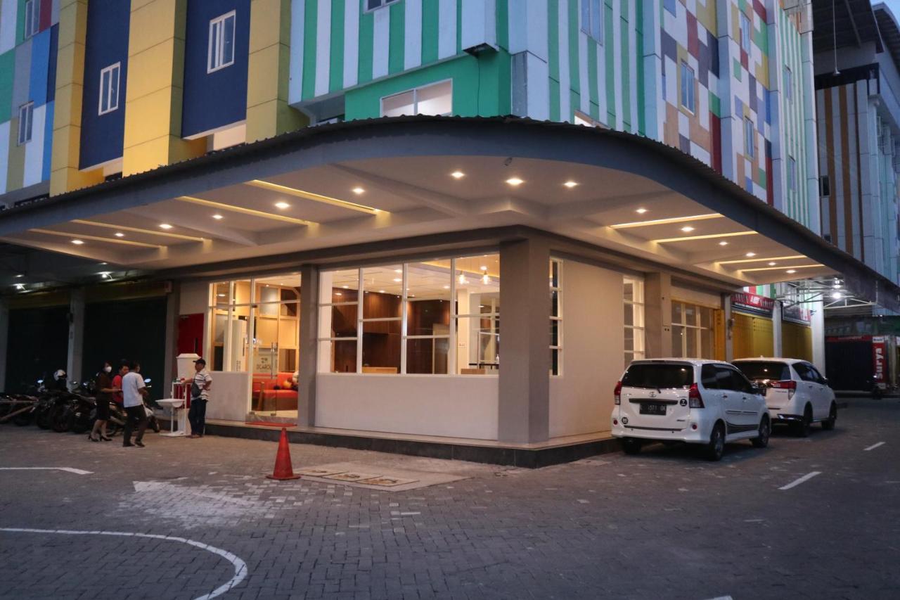 D'Carol Hotel Surabaya Luaran gambar